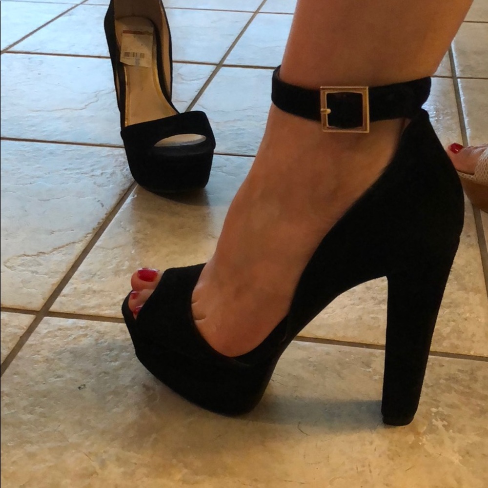 Jessica Simpson Platforms